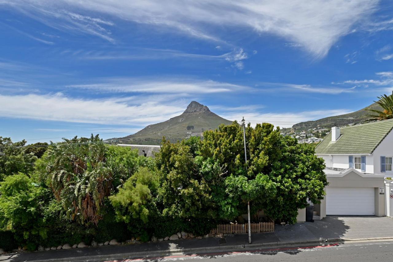 Elegant Camps Bay Villa With Pool 150M To Beach Cape Town Exterior photo